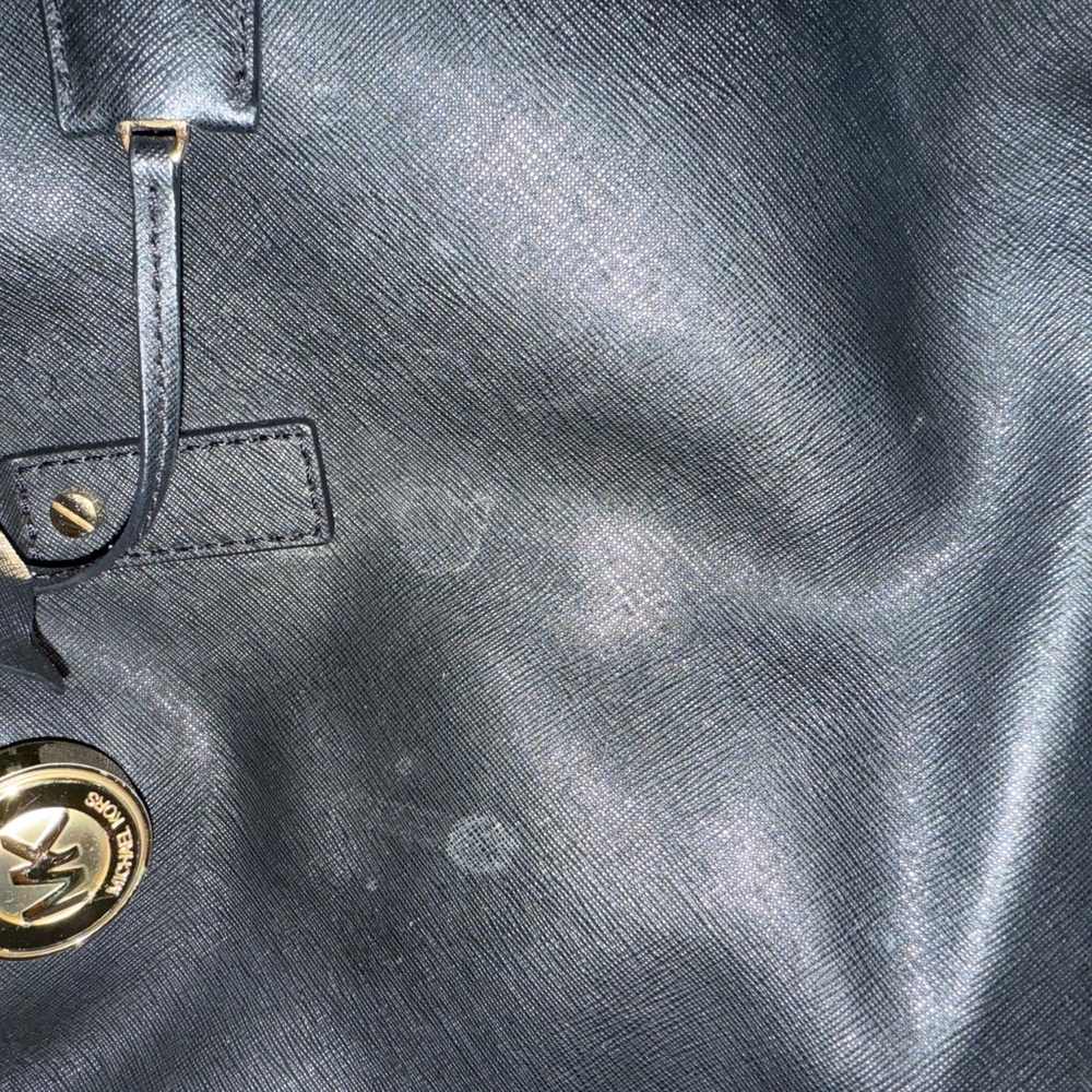 Michael Kors Black Leather Shoulder Bag with Gold Hardware - Picture 11 of 13